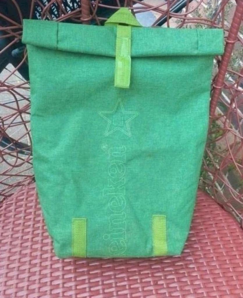 Heineken Koeltas Coolbag Rugzak
10 liter, Verzamelen, Biermerken, Ophalen of Verzenden, Heineken