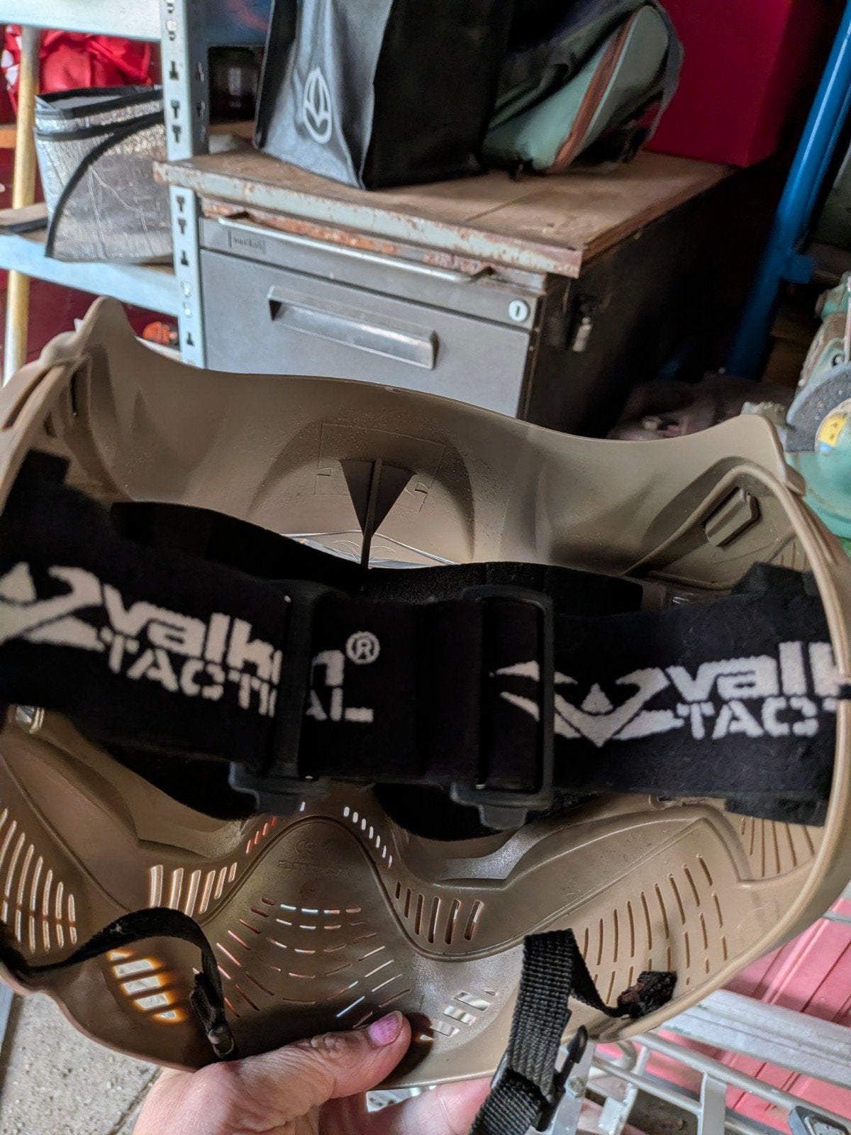 Valken Tactical Paintball/Airsoft Masker, Ophalen