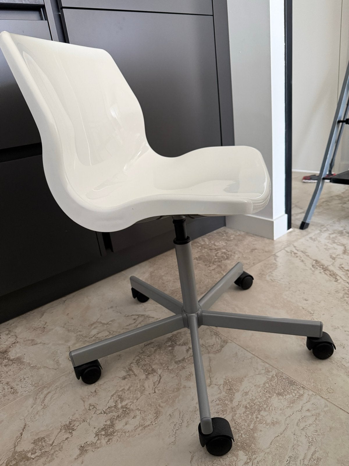 IKEA Snille bureaustoel wit - Zo goed als nieuw, Ophalen, Zo goed als nieuw, Wit, Bureaustoel