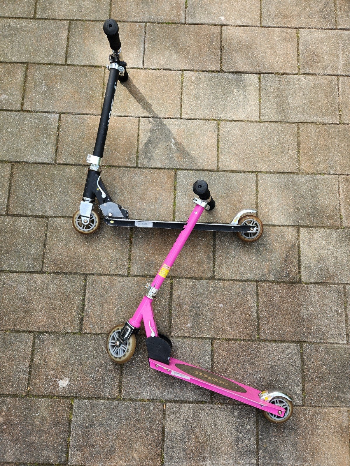 2x JD Bug steps (roze en zwart), Fietsen en Brommers, Steps, Ophalen, Gebruikt, Gewone step