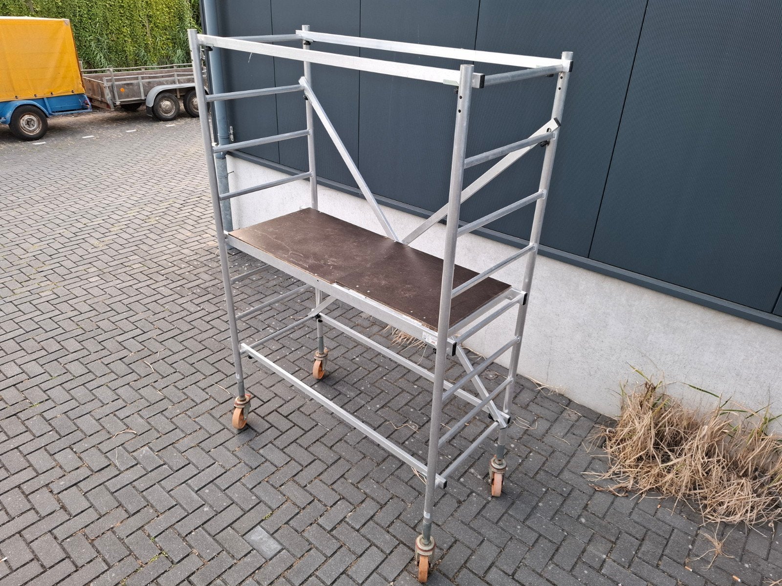 Kamersteiger afm 75x160 ,Werkhoogte 3,35 mtr ,zgst, Ophalen, Rolsteiger of Kamersteiger