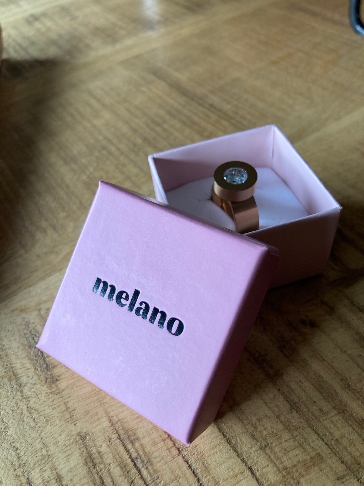 Melano ring, Sieraden, Tassen en Uiterlijk, Ophalen of Verzenden, Zo goed als nieuw, 17 tot 18, Dame
