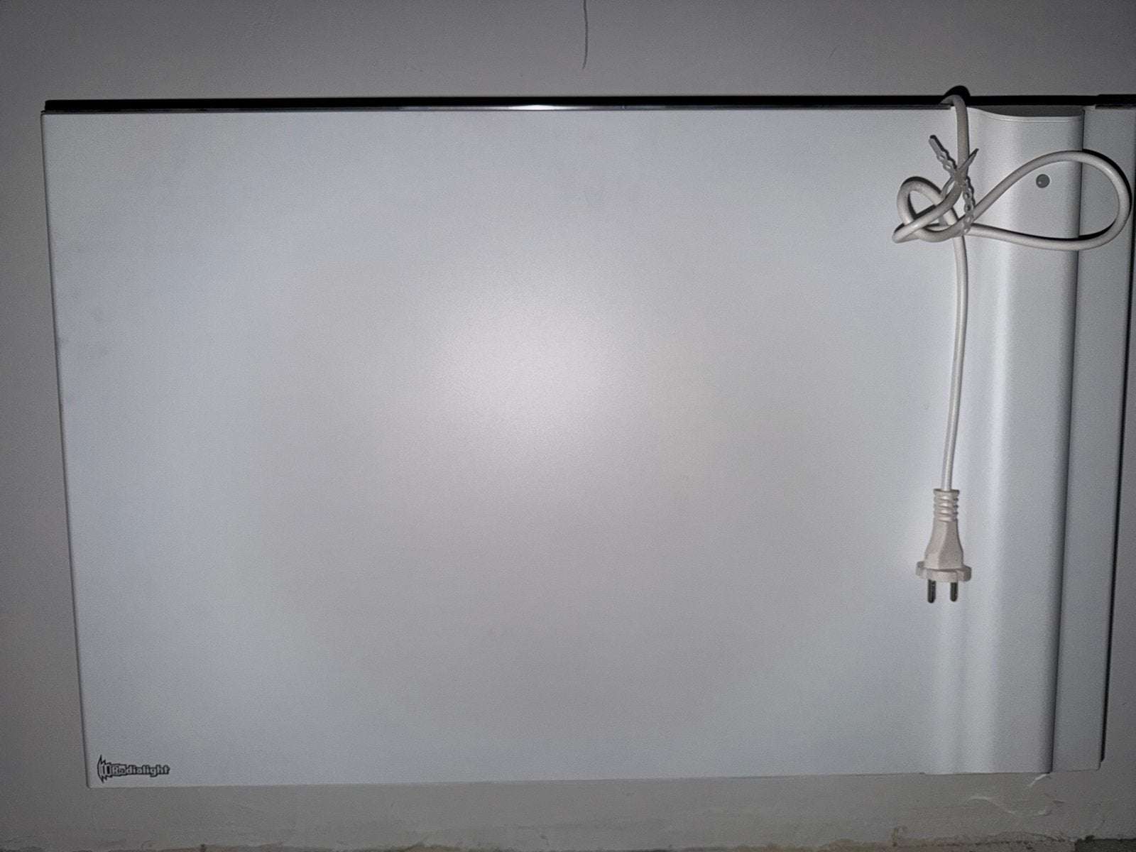Radialight Klima 10 elektrische radiator ongebruikt, Doe-het-zelf en Verbouw, 30 tot 80 cm, Radiator, Ophalen of Verzenden, Zo goed als nieuw