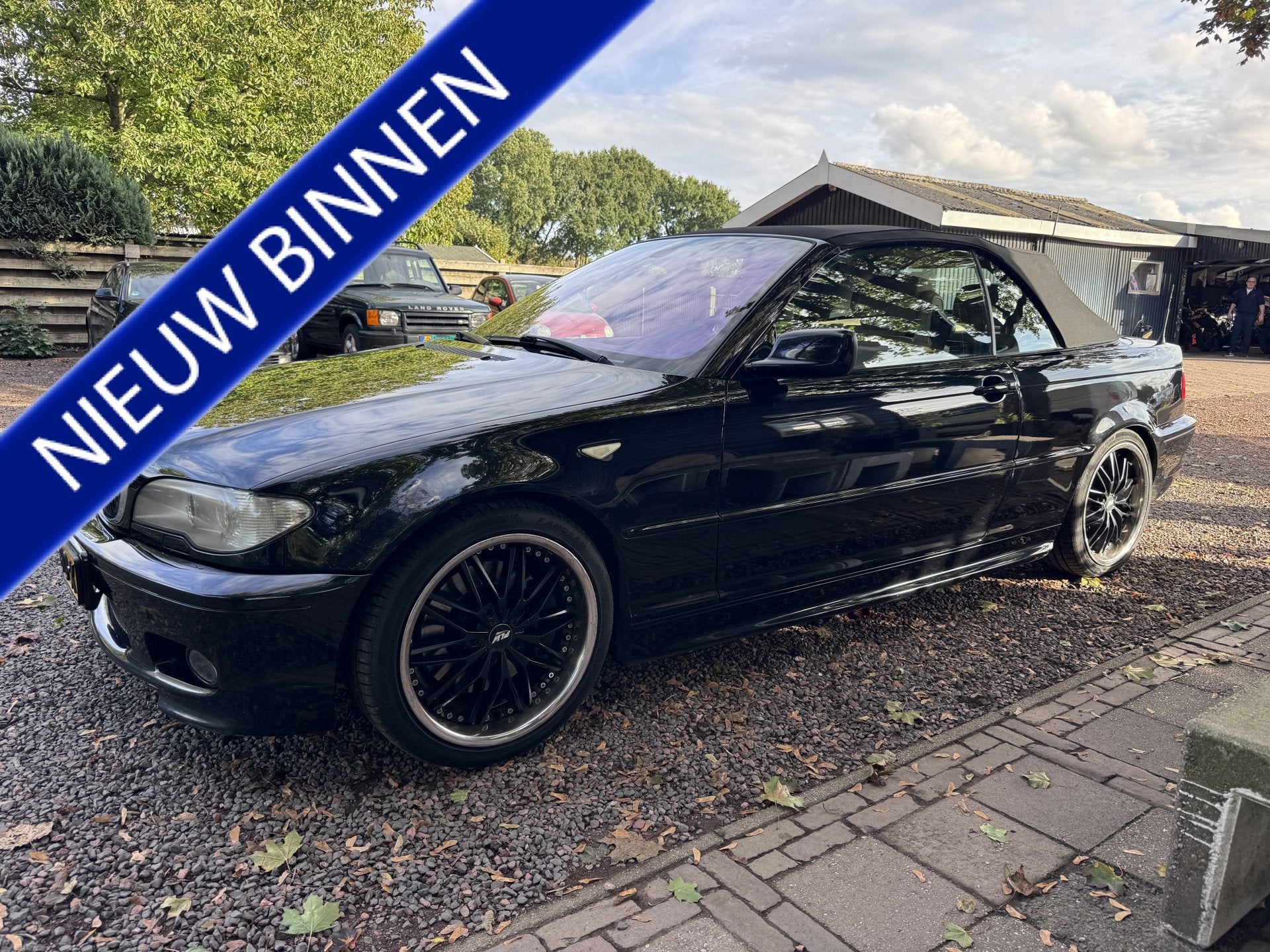 BMW 3 Serie Cabrio 330Ci Executive M-SPORT (bj 2004), Auto's, Gebruikt, Cabriolet, 4 stoelen, Zwart