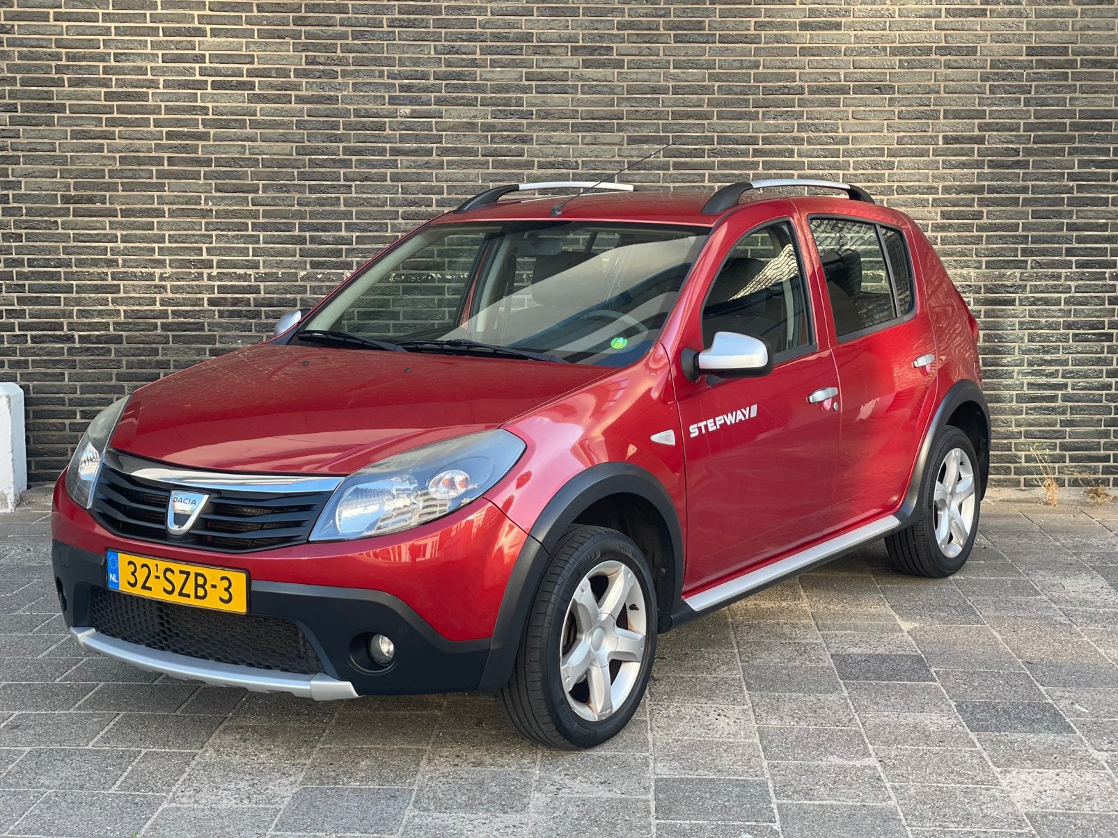 Dacia Sandero 1.6 Stepway Nap✅Trekhaak Apk Airco 2012 5Deurs, Voorwielaandrijving, 1037 kg, Stof, 565 kg