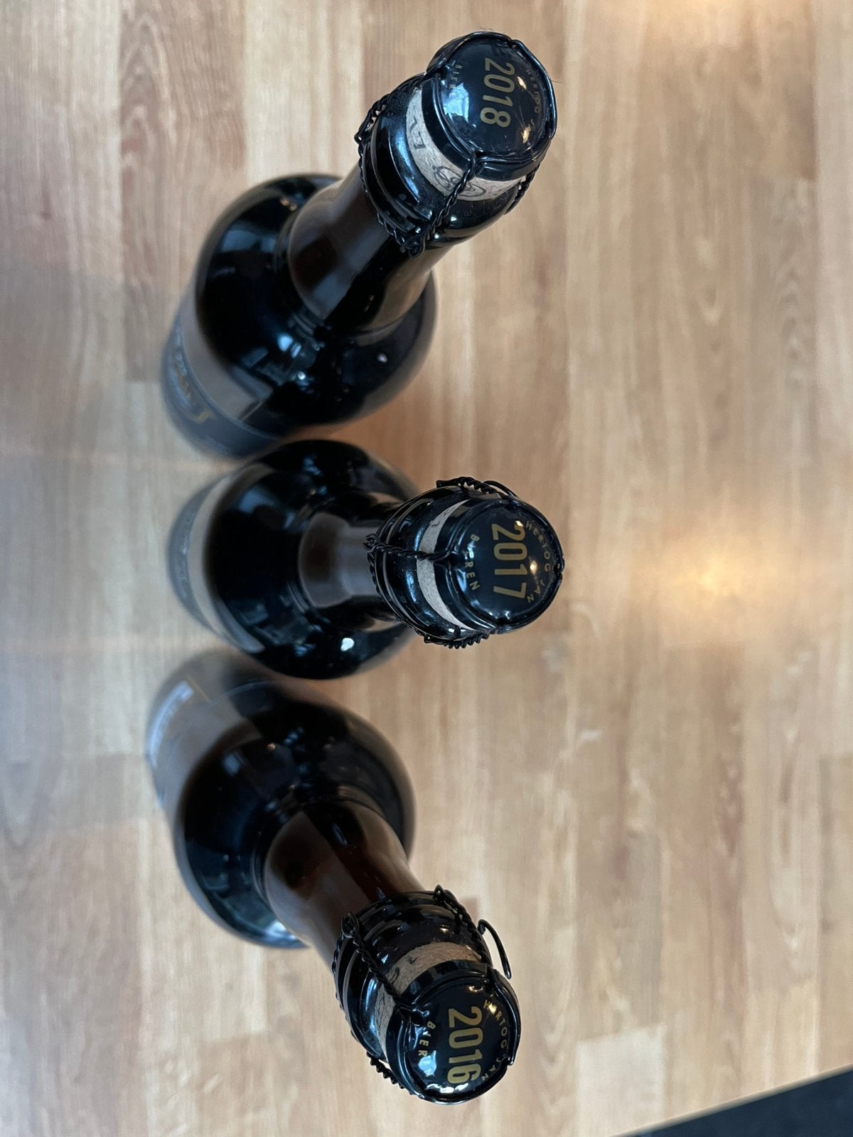 Hertog Jan Grand Prestige 2016, 2017, 2018 en 2020, Verzamelen, Biermerken, Ophalen, Zo goed als nieuw, Flesje(s), Hertog Jan