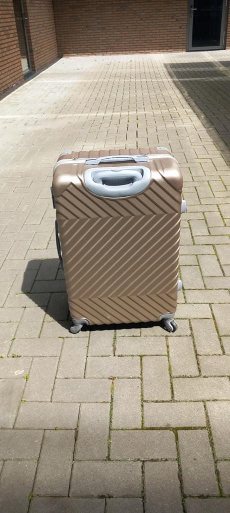 Grote reiskoffer, Sieraden, Tassen en Uiterlijk, Koffers, Hard kunststof, 45 tot 55 cm, Ophalen of Verzenden, Zo goed als nieuw