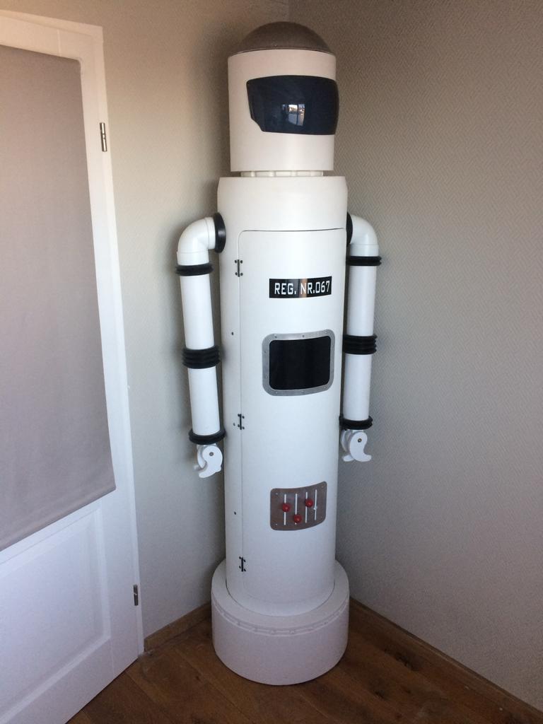 Unieke Robot/Astronauten Kast voor Kinderkamer, Met plank(en), Kunststof, Gebruikt, 200 cm of meer