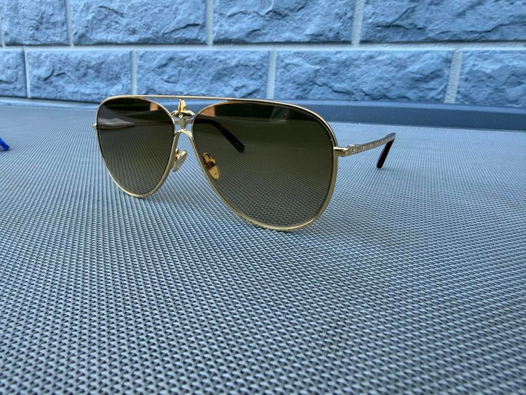 Louis Vuitton Zonnebril Goudkleurig, Overige merken, Zonnebril, Bruin, Ophalen of Verzenden