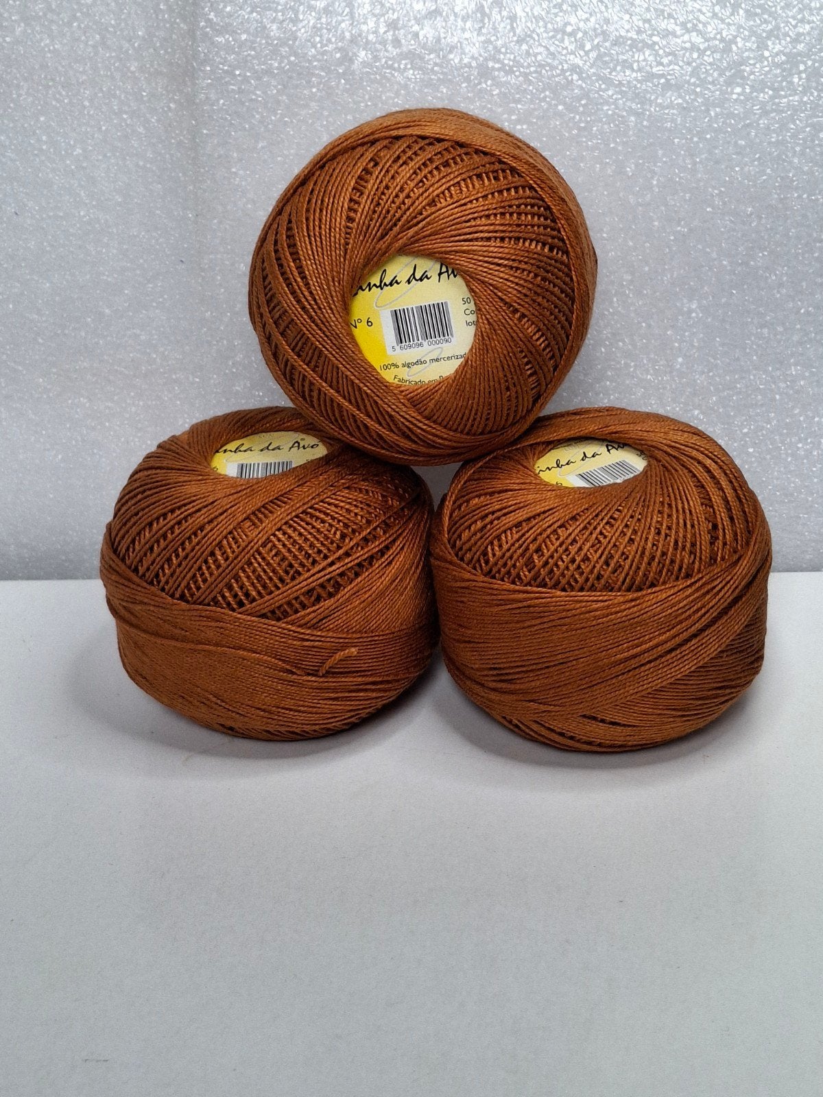 12 bollen bruin garen - Linha da Avó nr. 6, Verzenden, Nieuw, Breien of Haken, Wol of Garen