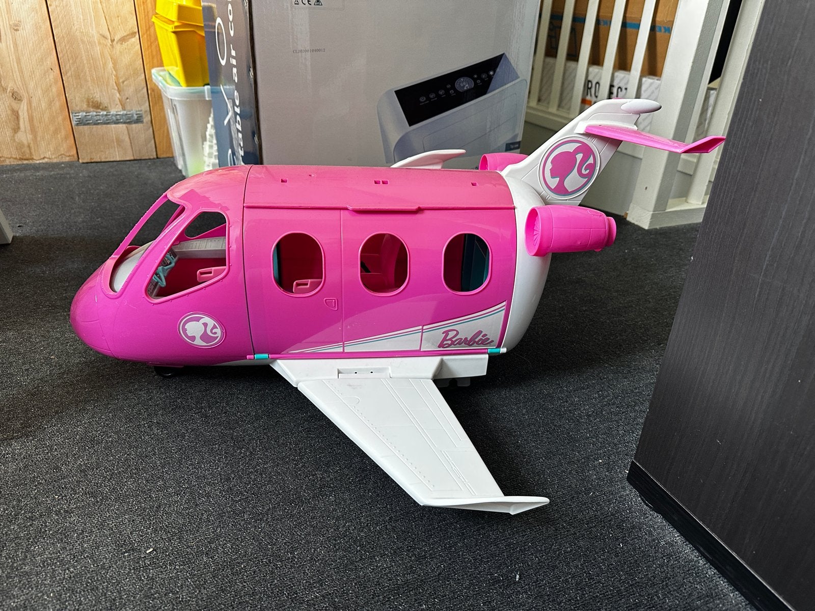 Barbie Vliegtuig - Roze en Wit Speelgoedvliegtuig, Ophalen of Verzenden, Gebruikt, Meisje