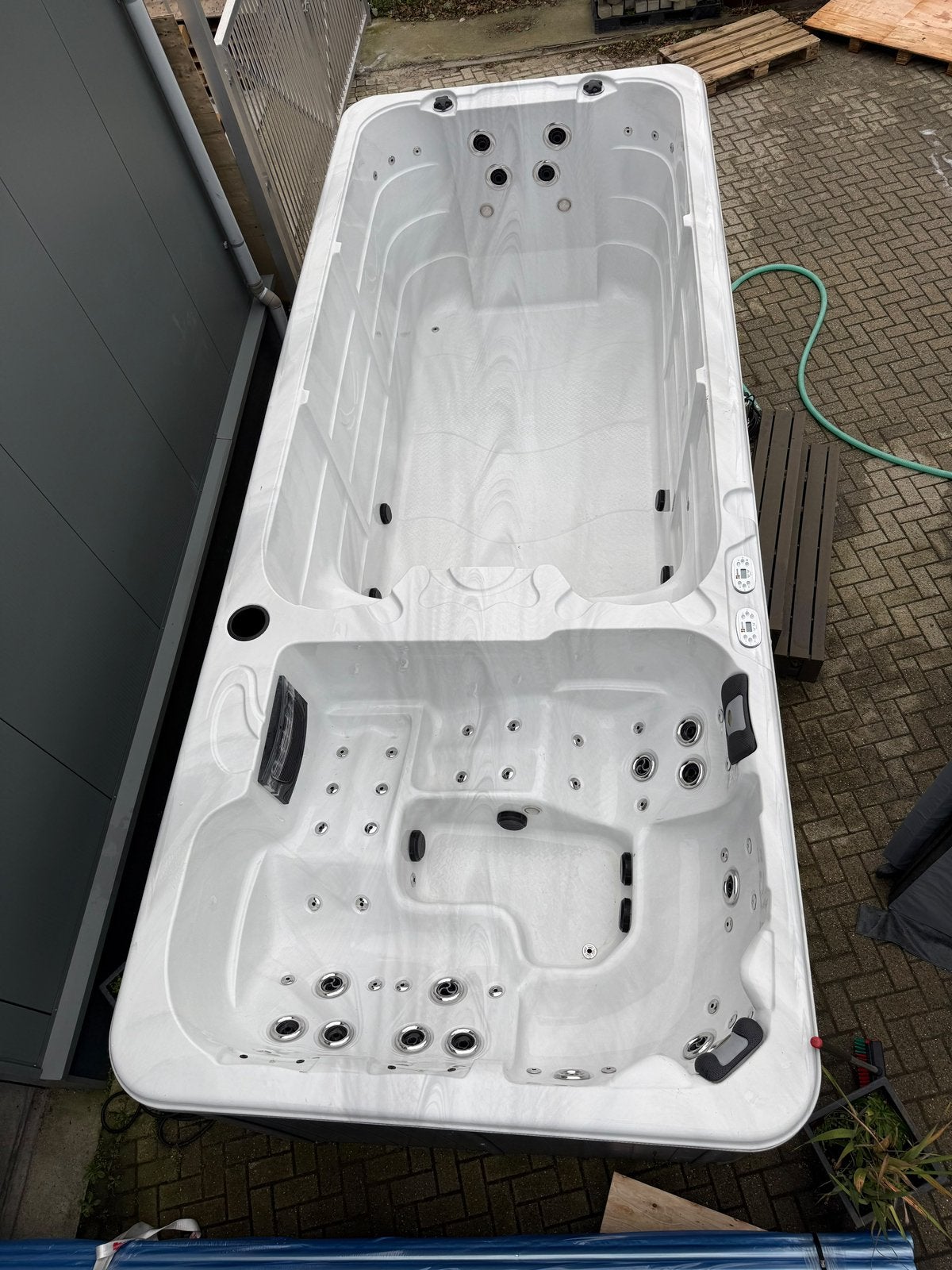 Zwemspa 6 meter balboa 3 jaar oud, Info@spaboer.nl, Zo goed als nieuw, Spaboer, Traan 5 9351 vm leek