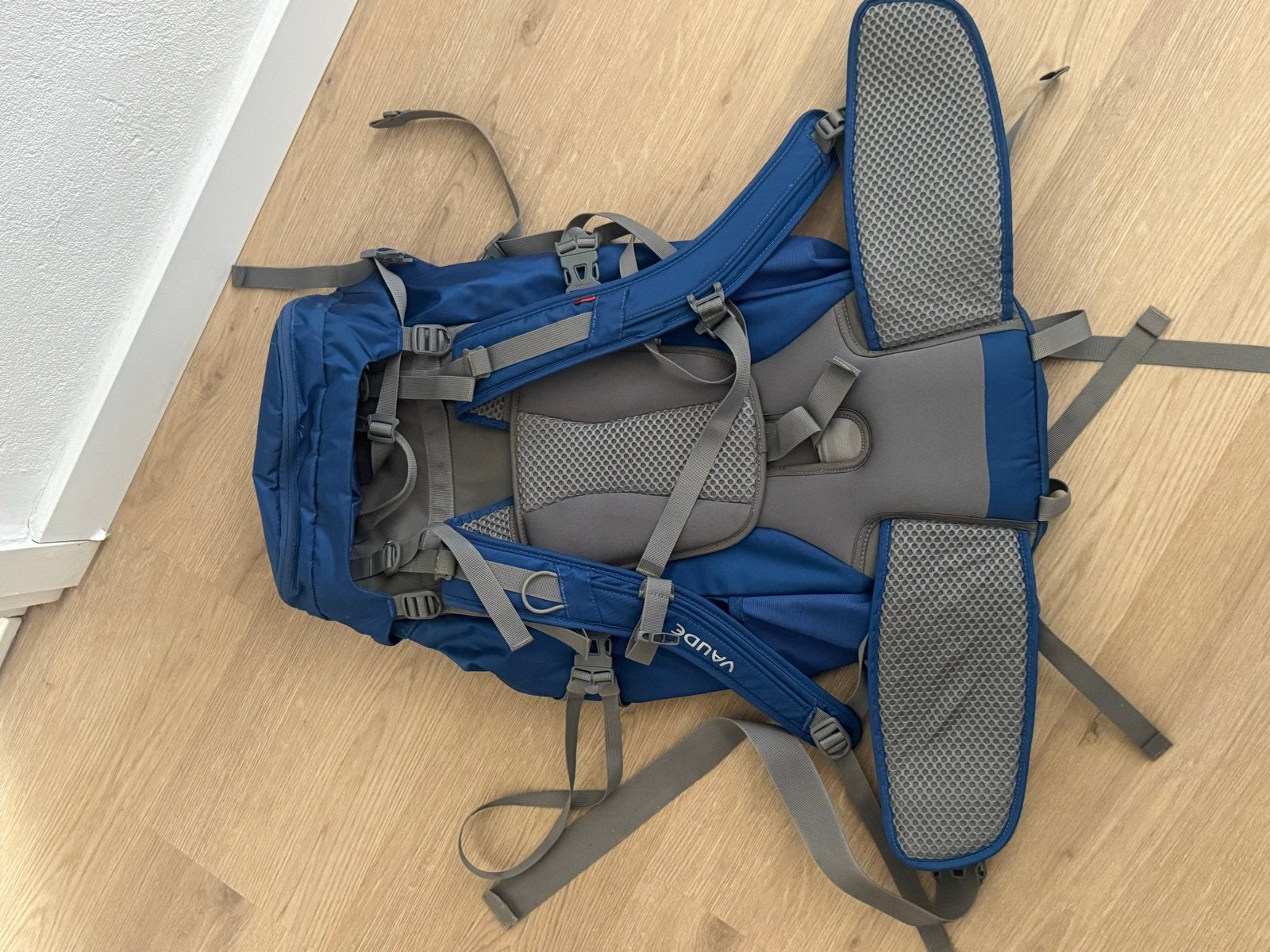 Vaude Rodna 42+8 Trekking Rugzak - Blauw, Overige merken, Gebruikt, 25 tot 40 cm, Ophalen of Verzenden