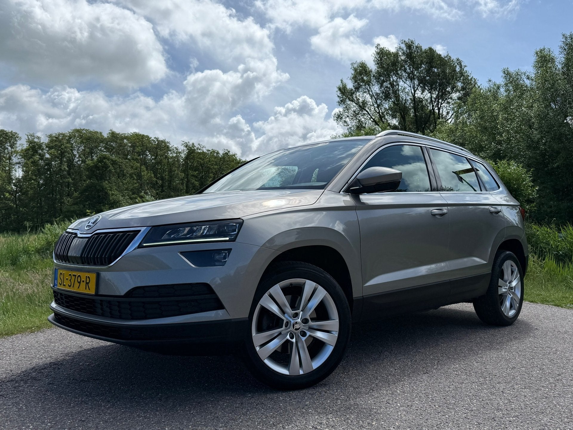 Skoda Karoq 1.0 TSI Style Business Automaat | 1e Eigenaar |, Stof, Gebruikt, 1261 kg, 116 pk