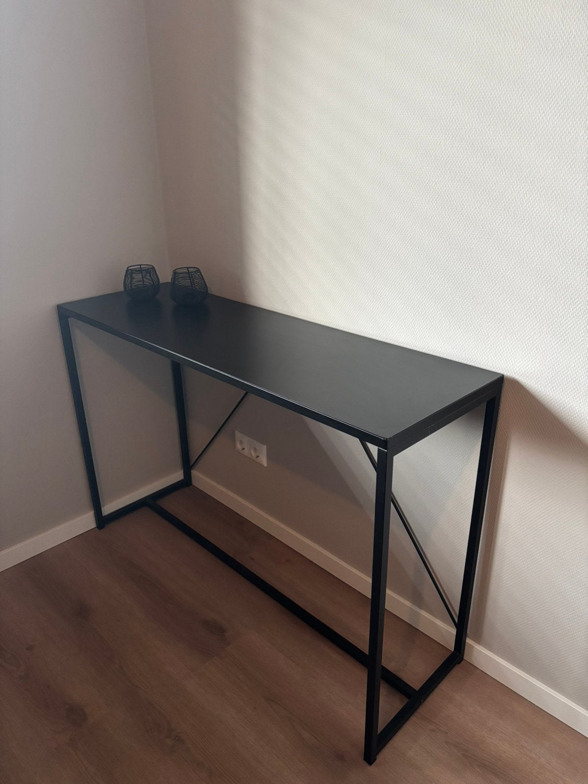 Sidetable zwart metaal, Huis en Inrichting, Ophalen, 100 tot 150 cm, Zo goed als nieuw, Metaal