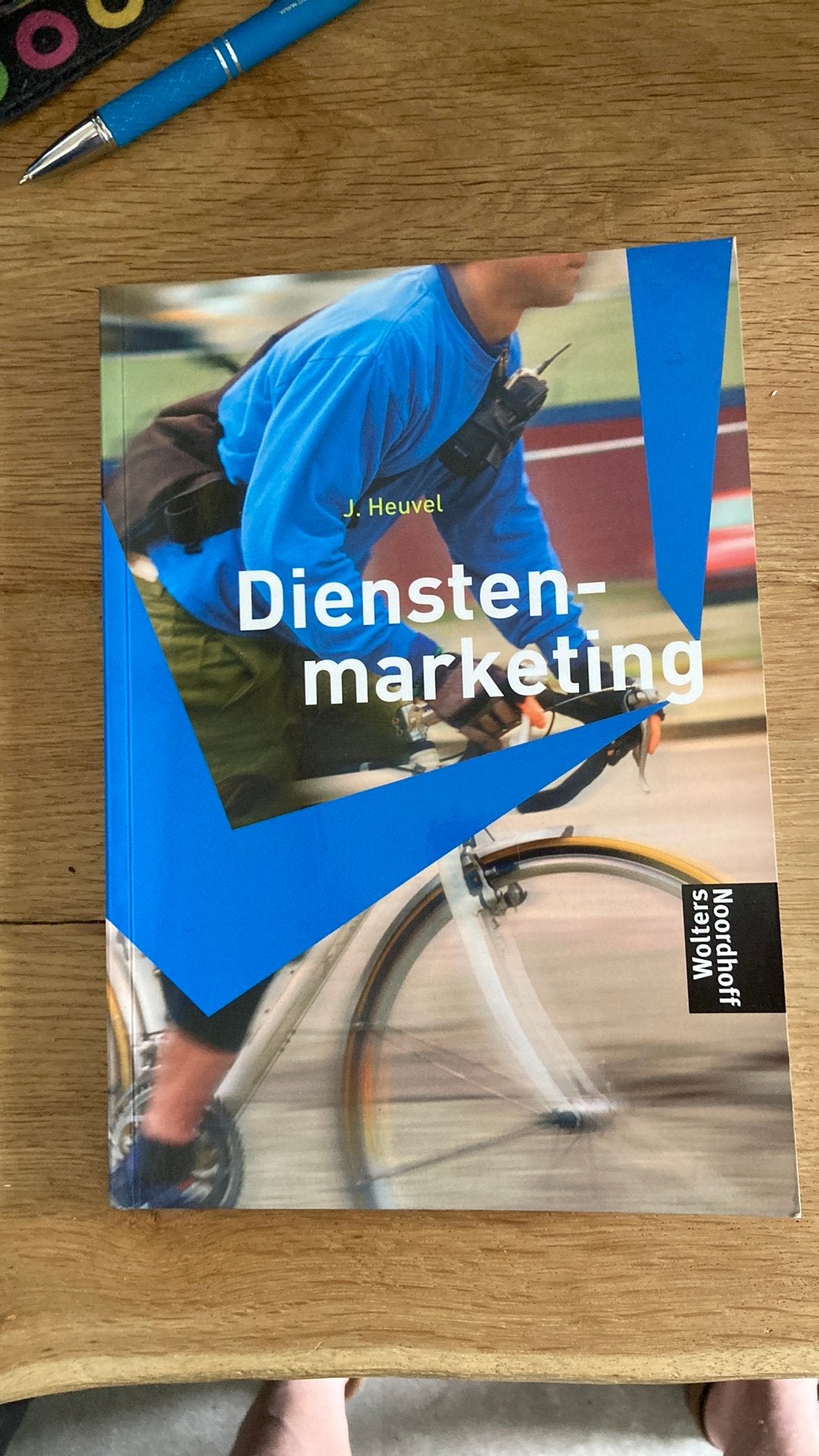 J. Heuvel - Dienstenmarketing, Ophalen, Zo goed als nieuw, J. Heuvel