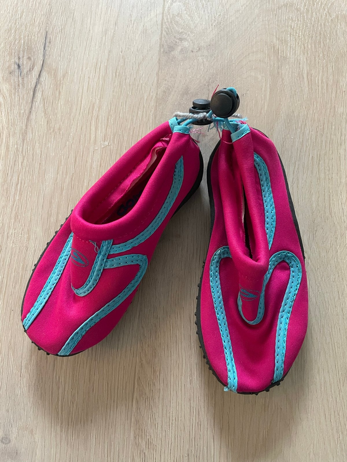 Roze zwemschoenen voor kinderen, maat 28, Kinderen en Baby's, Babykleding | Baby-zwemkleding, Ophalen, Zwemschoenen, Meisje, Overige maten