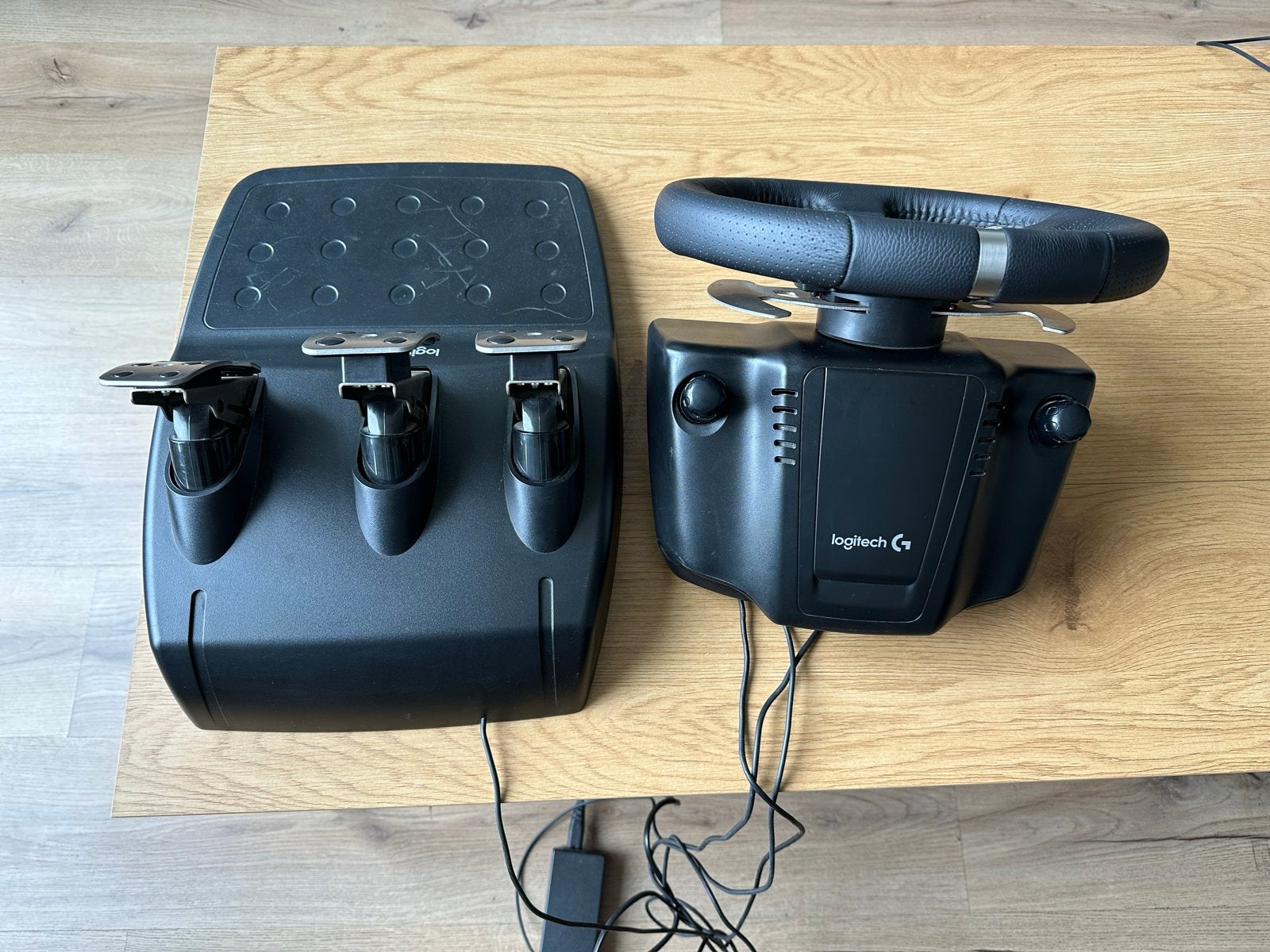 Logitech G920 Driving Force racestuur met pedalen, Racestuur, Gebruikt, Xbox, Force feedback