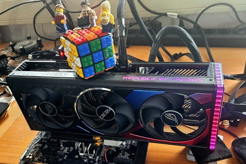 ASUS ROG Strix GeForce RTX 4090 24GB GDDR6X Videokaart, GDDR6, Ophalen of Verzenden, Zo goed als nieuw, HDMI