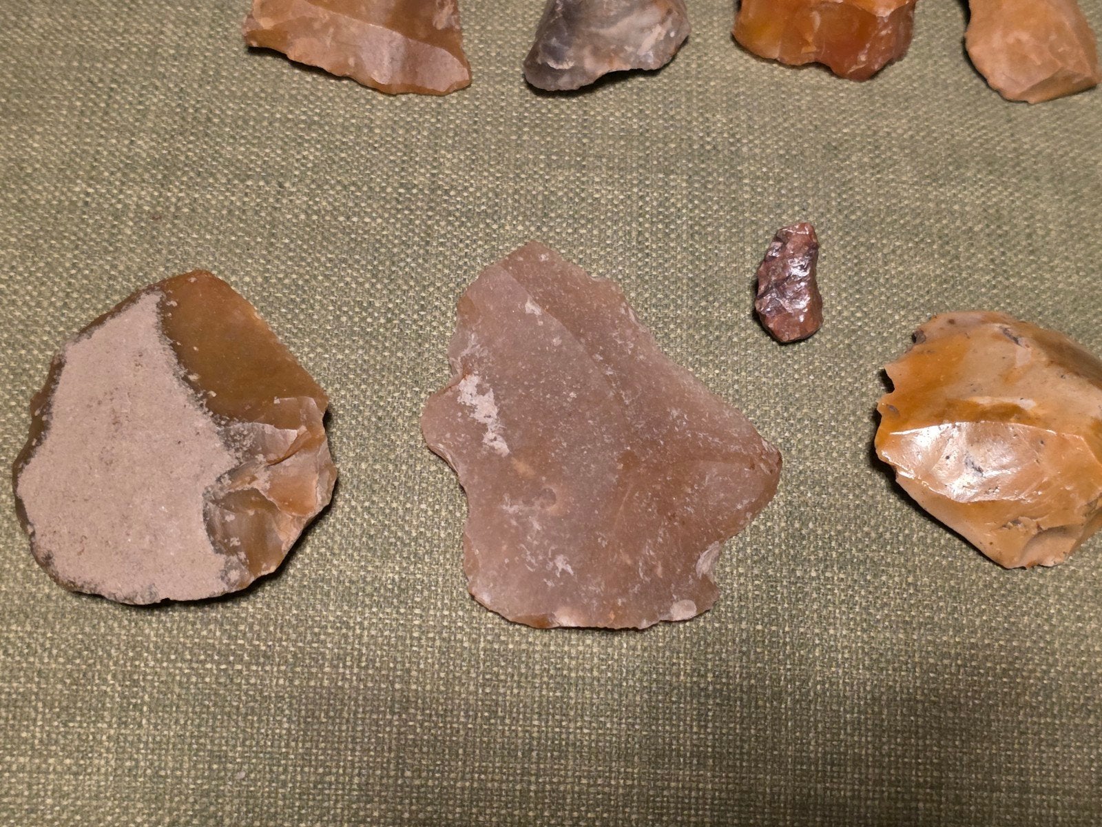 Oude vuistbijlen en werktuigen van vuursteen, Antiek en Kunst, Antiek | Gereedschap en Instrumenten, Ophalen of Verzenden
