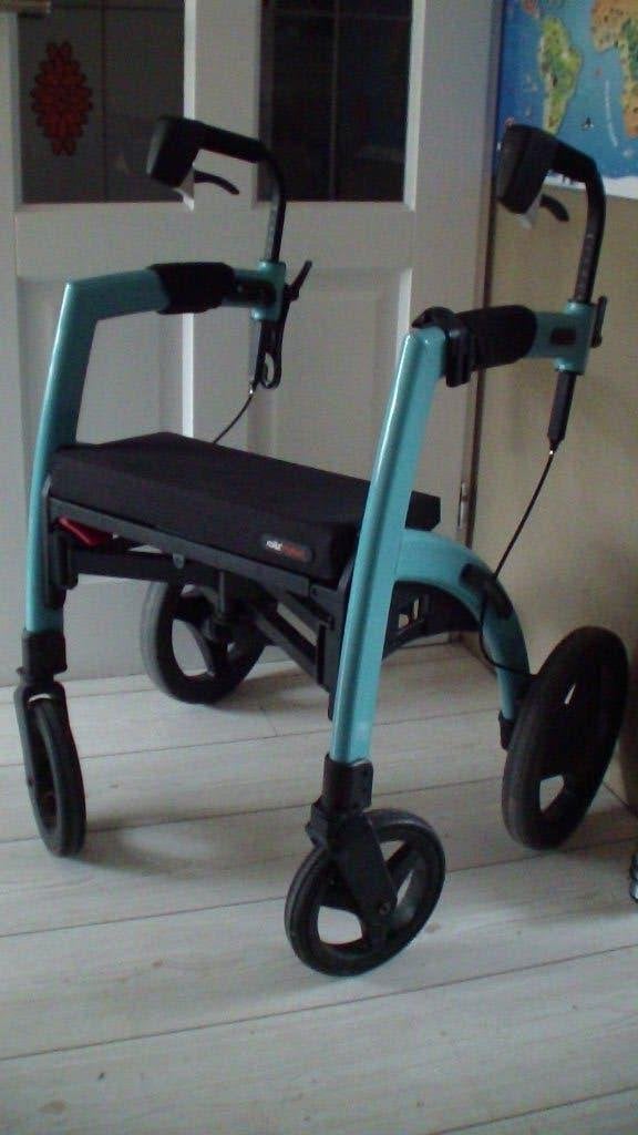 rollz motion  rollator  /rolstoel, Ophalen, Opvouwbaar, Zo goed als nieuw