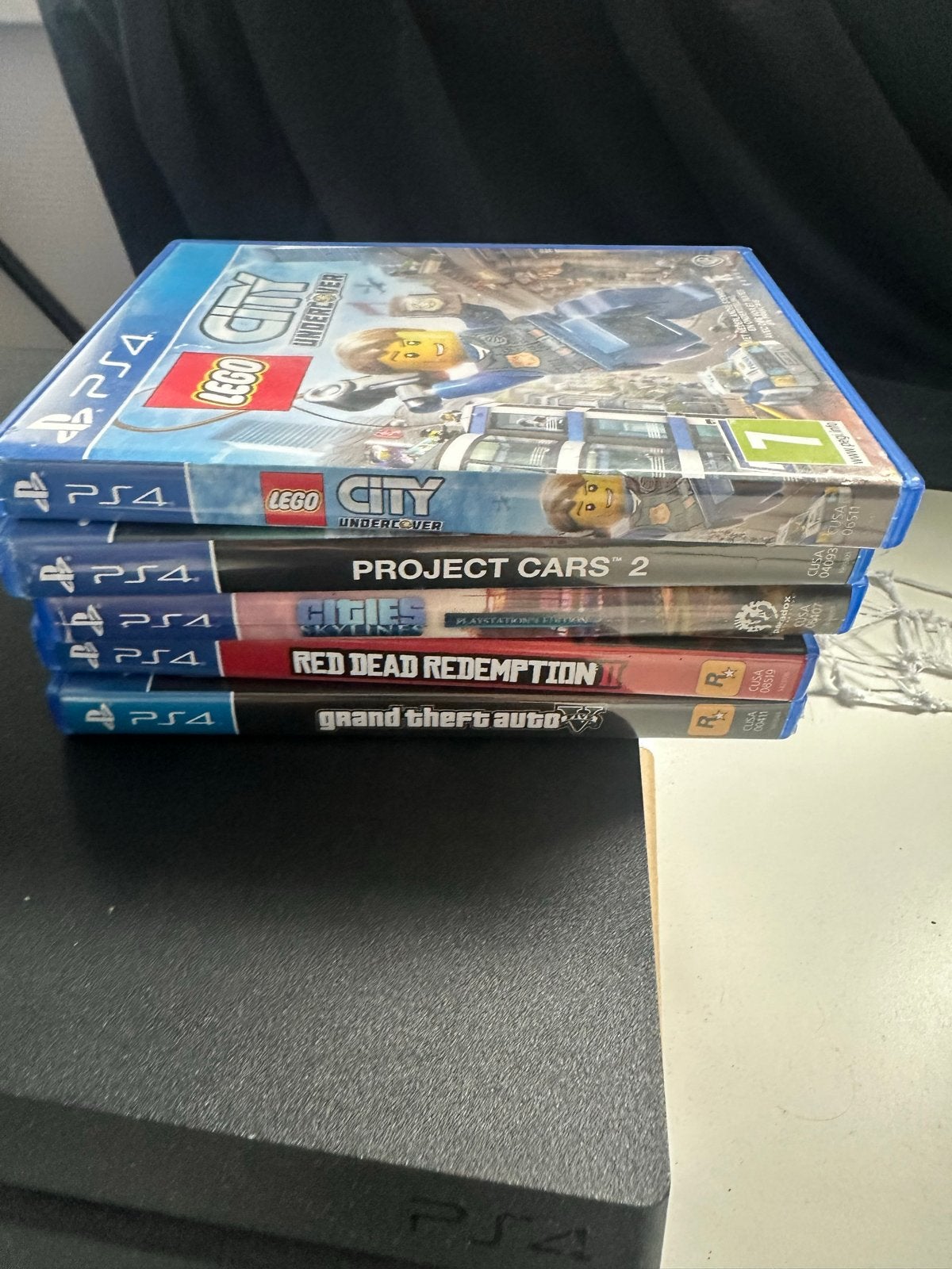 PlayStation 4 Pro 1TB, Ophalen, 1 TB, Pro, Met 3 controllers of meer
