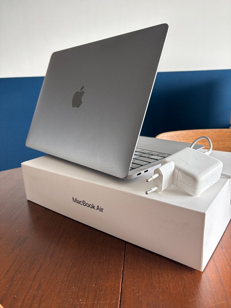 MacBook Air 13 inch 2020 Space Gray - 8GB/512GB - M1 chip, Ophalen, Gebruikt, Qwerty, 8 GB