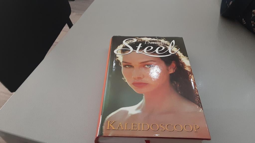 Kaleidoscoop - Danielle Steel, Ophalen of Verzenden