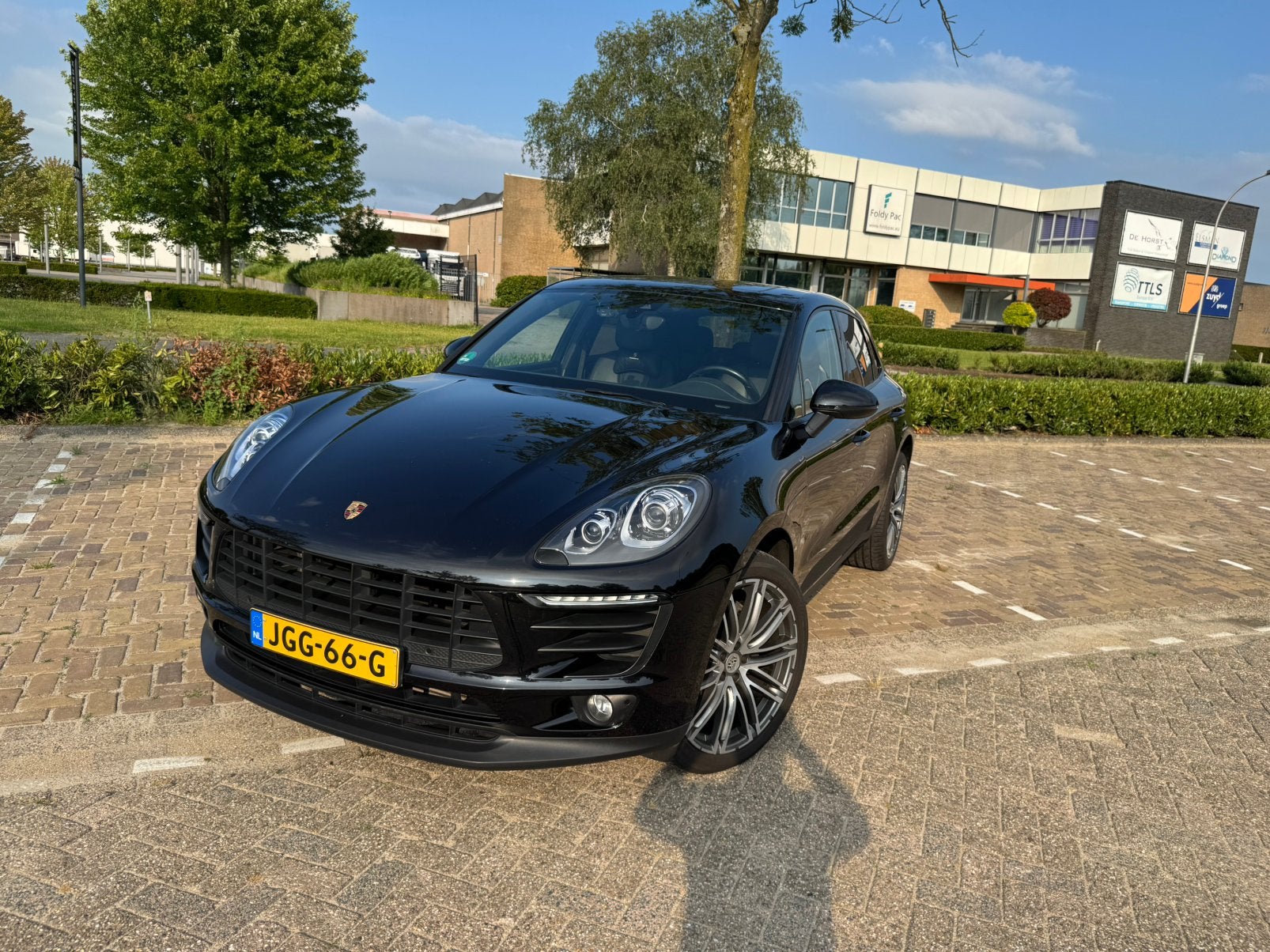 Porsche Macan 2.0 185KW AUT 4WD 2018 Zwart, Auto's, Porsche, Particulier, Macan, 360° camera, 4x4, ABS, Achteruitrijcamera, Airbags