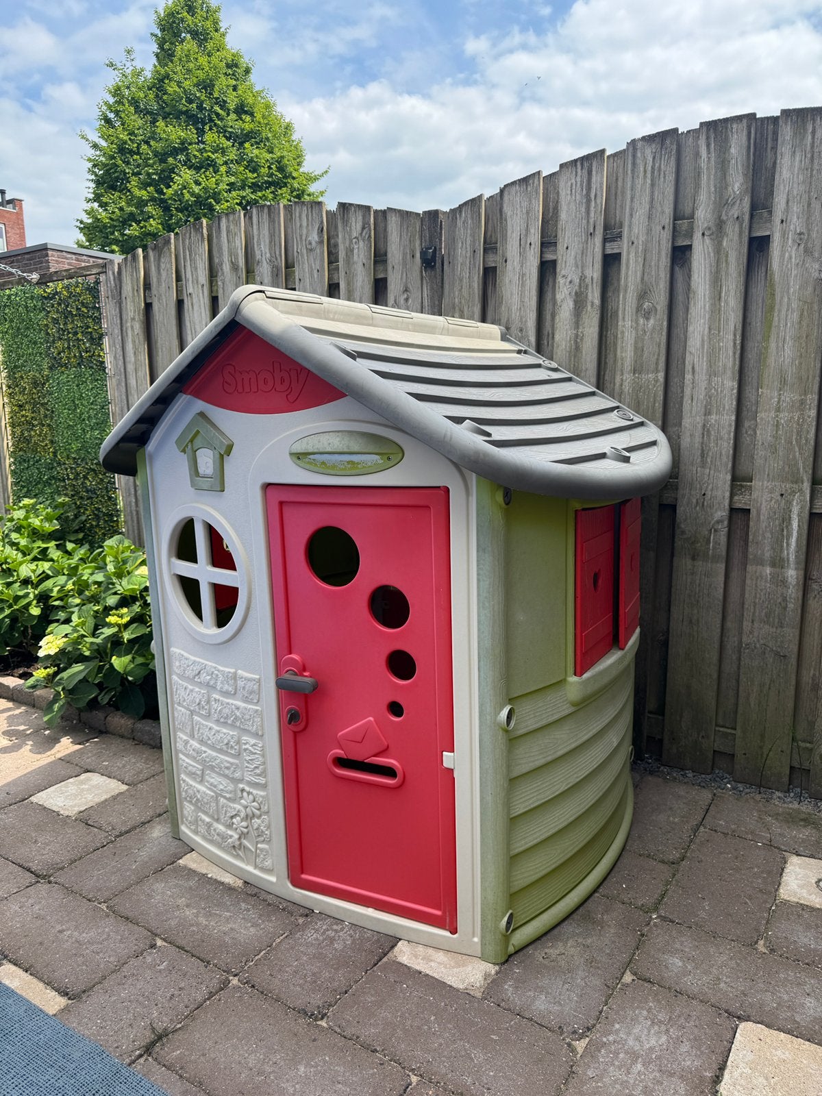 SPEELHUISJE SMOBY, Ophalen, Zo goed als nieuw, Kunststof
