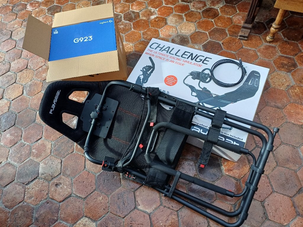 Playseat Challenge racestoel incl Logitech G923 Trueforce, Spelcomputers en Games, Ophalen, Gebruikt, Playseat of Racestoel, PlayStation 5