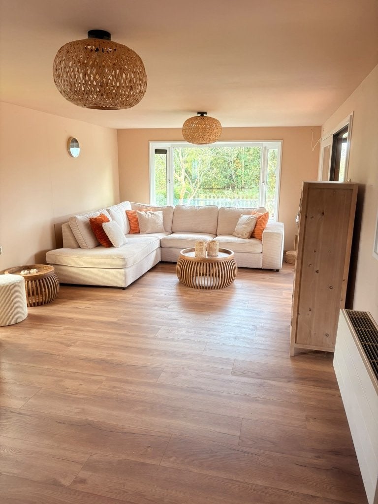 UNIEK! Chalet met woonbestemming op 325 m² EIGEN GROND, 2 slaapkamers, Noord-Holland, Verkoop zonder makelaar, 77 m²