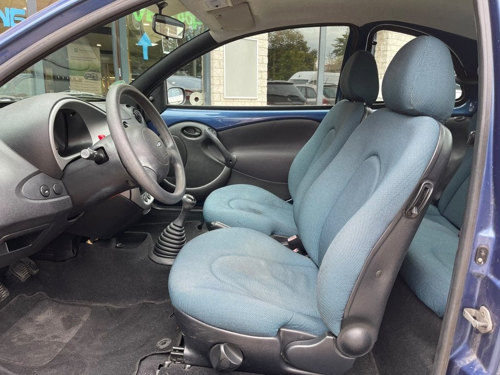 Ford Ka 1.3 Cool & Sound. Nieuwe apk weinig km, Auto's, 1299 cc, Gebruikt, 31 €/maand, 4 cilinders