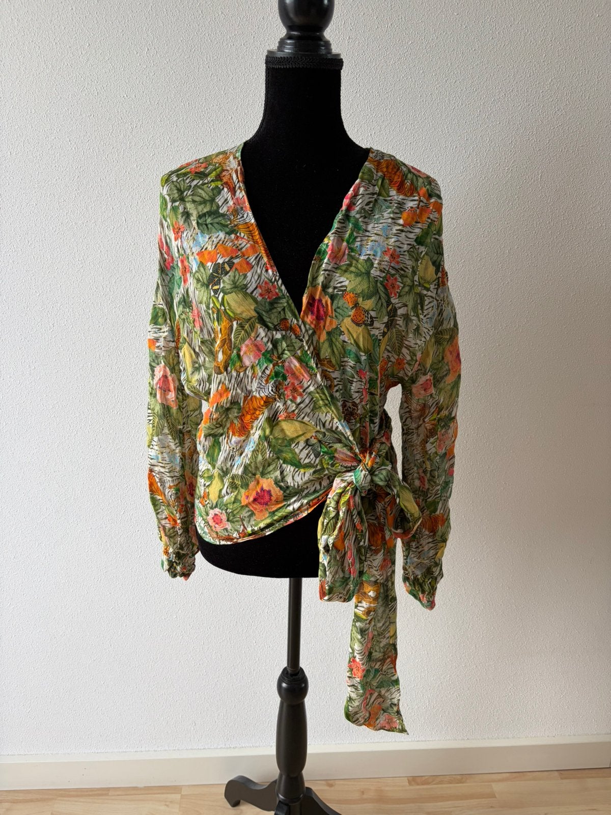 Alix overslagblouse maat S, Ophalen of Verzenden, Zo goed als nieuw, Maat 38/40 (M)