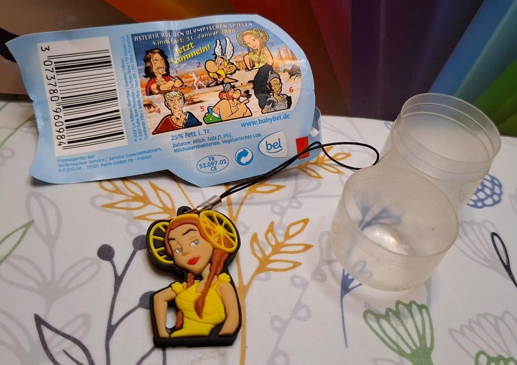 Surprise Ei Hanger van Princess Irina uit Asterix en Obelix, Ophalen, Zo goed als nieuw