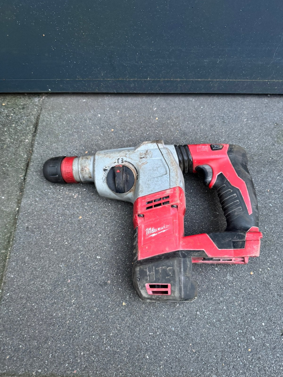 Milwaukee m18, Ophalen of Verzenden, Zo goed als nieuw, Boor- en/of Breekhamer