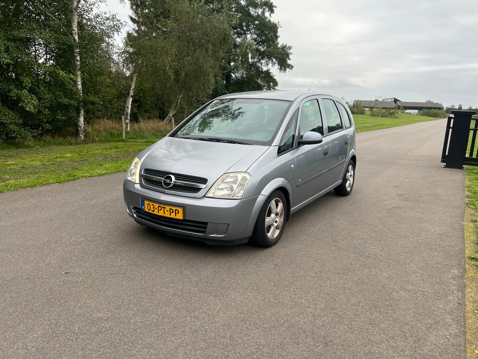 Opel Meriva 1.4 | Trekhaak | Lange APK | Airco, Stof, Zwart, 4 cilinders, Bedrijf
