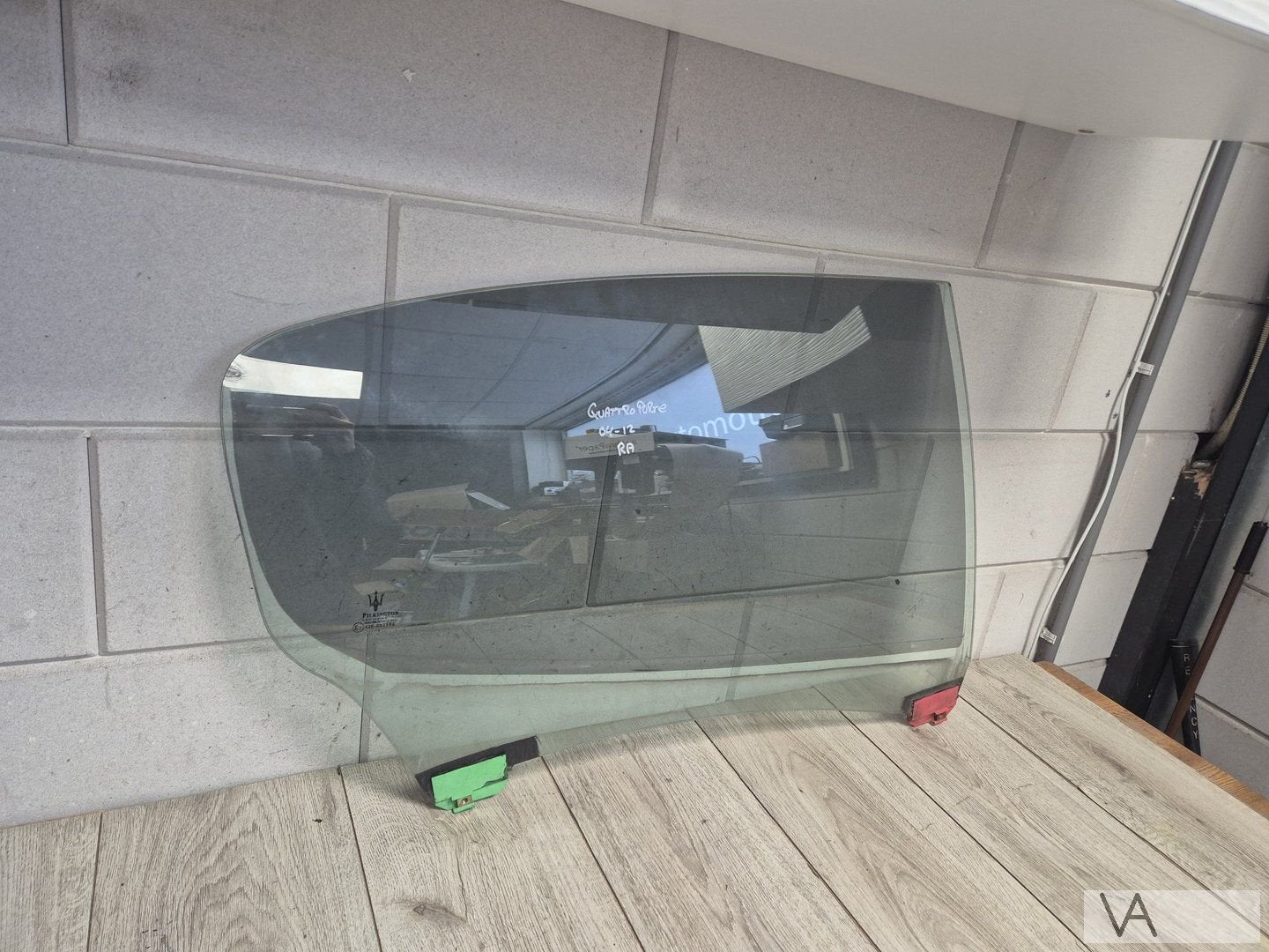 Maserati Quattroporte 2004 - 2013 ruit raam rechts achter, Auto-onderdelen, Ruiten en Toebehoren, Maserati, Gebruikt, -, -