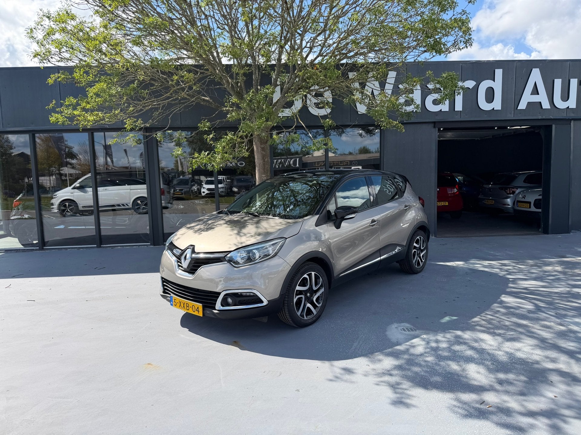 Renault Captur 1.2 TCe Dynamique/automaat/ airco/ NAP/ trekh, Auto's, 4 cilinders, Bruin, Origineel Nederlands, 19 km/l