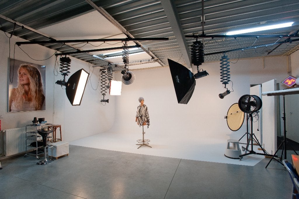 Te Huur professionele Fotostudio in Zwolle, Audio, Tv en Foto, Ophalen of Verzenden, Zo goed als nieuw, Complete fotostudio