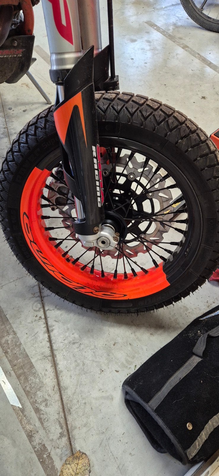 Alpina carbon matrix supermoto velgen, Ophalen, Gebruikt