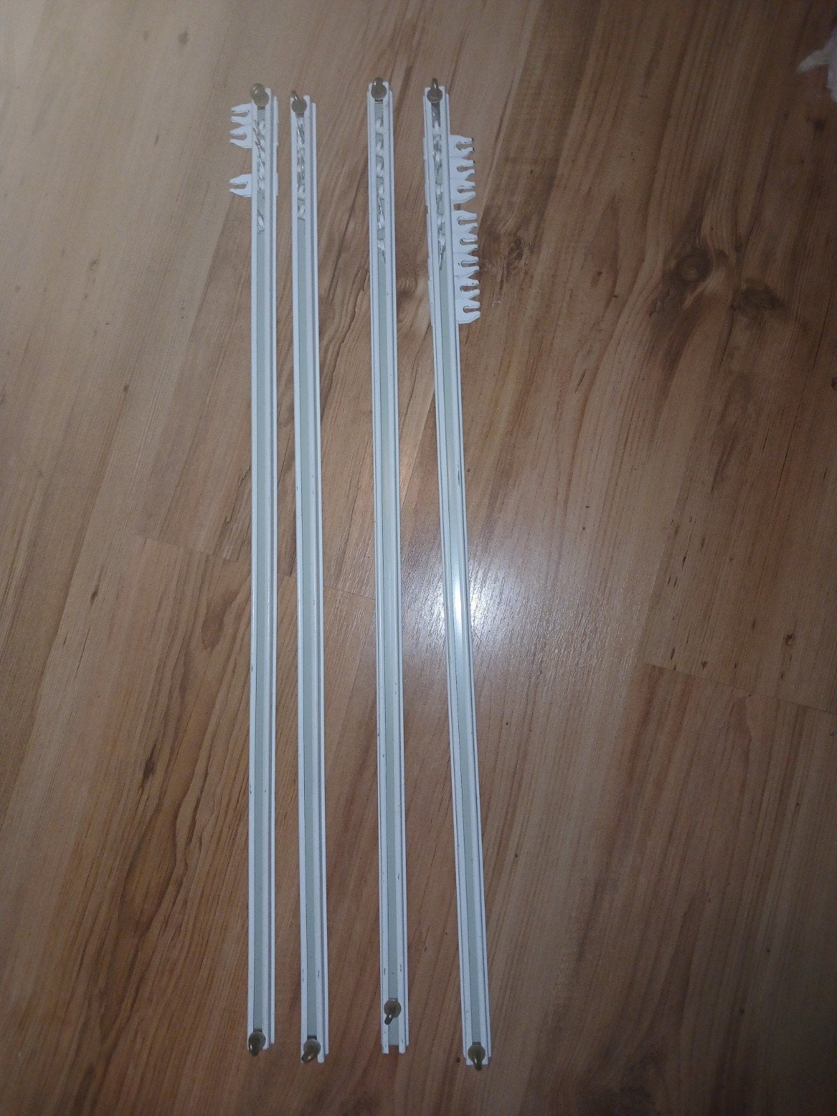 GRATIS 4 stukken rails van 71 cm ZIE BESCHRIJVING, Ophalen, Gebruikt