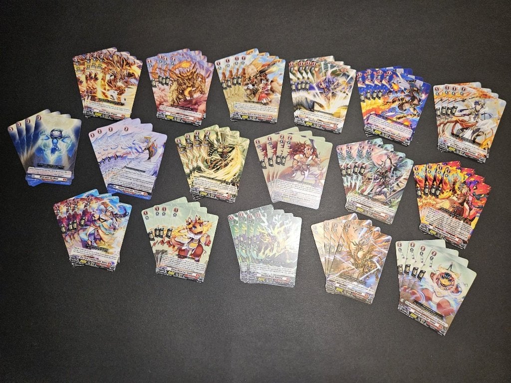Cardfight Vanguard Dragon Empire Playset 68 kaarten, Ophalen of Verzenden, Zo goed als nieuw, Meerdere kaarten