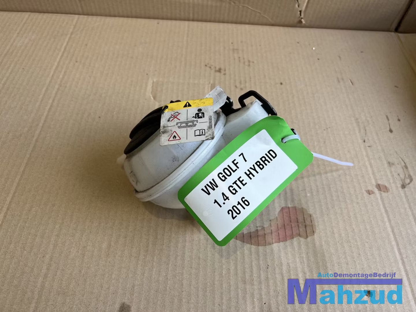 VW GOLF 7 1.4 GTE Koelvloeistof reservoir tank 2012-2019, Gebruikt, Volkswagen, Volkswagen AG, Berliner Ring 2
38440  Wolfsburg, DE