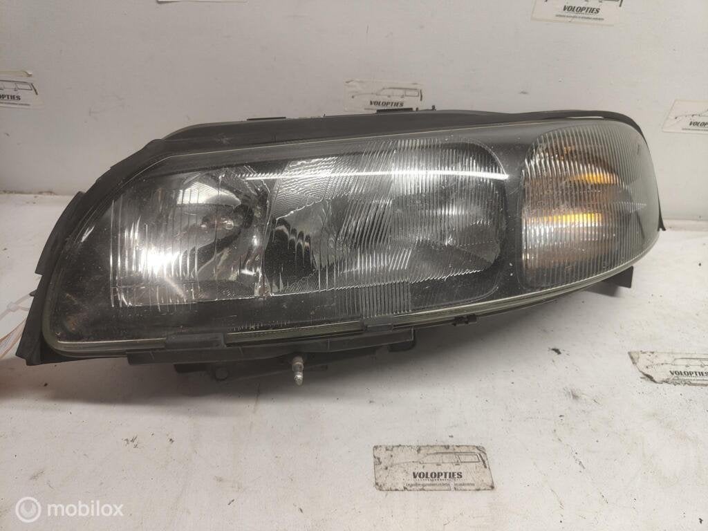 Koplamp links Volvo V70, XC70 ('00-'04), Gebruikt, Ophalen of Verzenden, Volvo, Volvo