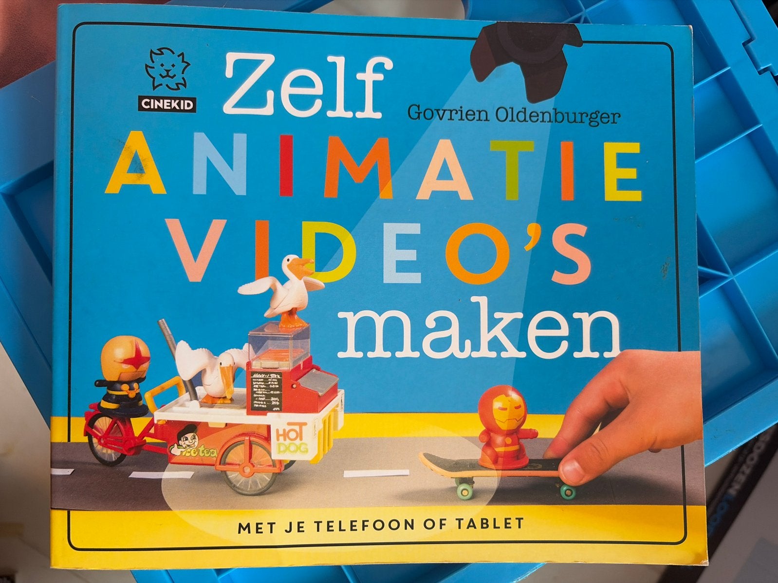 Zelf Animatie Video's Maken - Cinekid Boek, Ophalen of Verzenden, Zo goed als nieuw, Media
