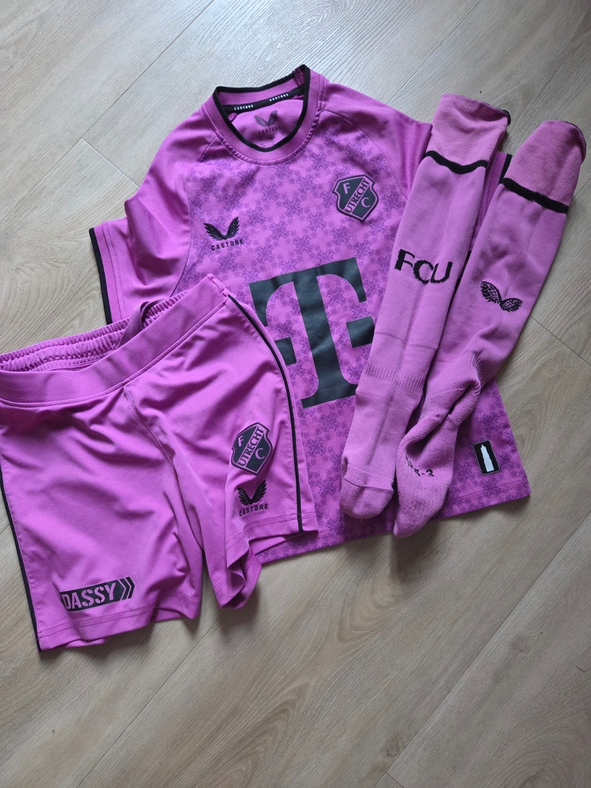 Gepersonaliseerd keeperstenue FC Utrecht JIM 1, Maat XS of kleiner, Ophalen of Verzenden, Shirt