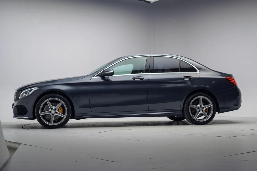 Mercedes-Benz C-Klasse 180 AMG Line Aut. [ LED Camera Leder, Automaat, 1325 kg, Bedrijf, Sedan