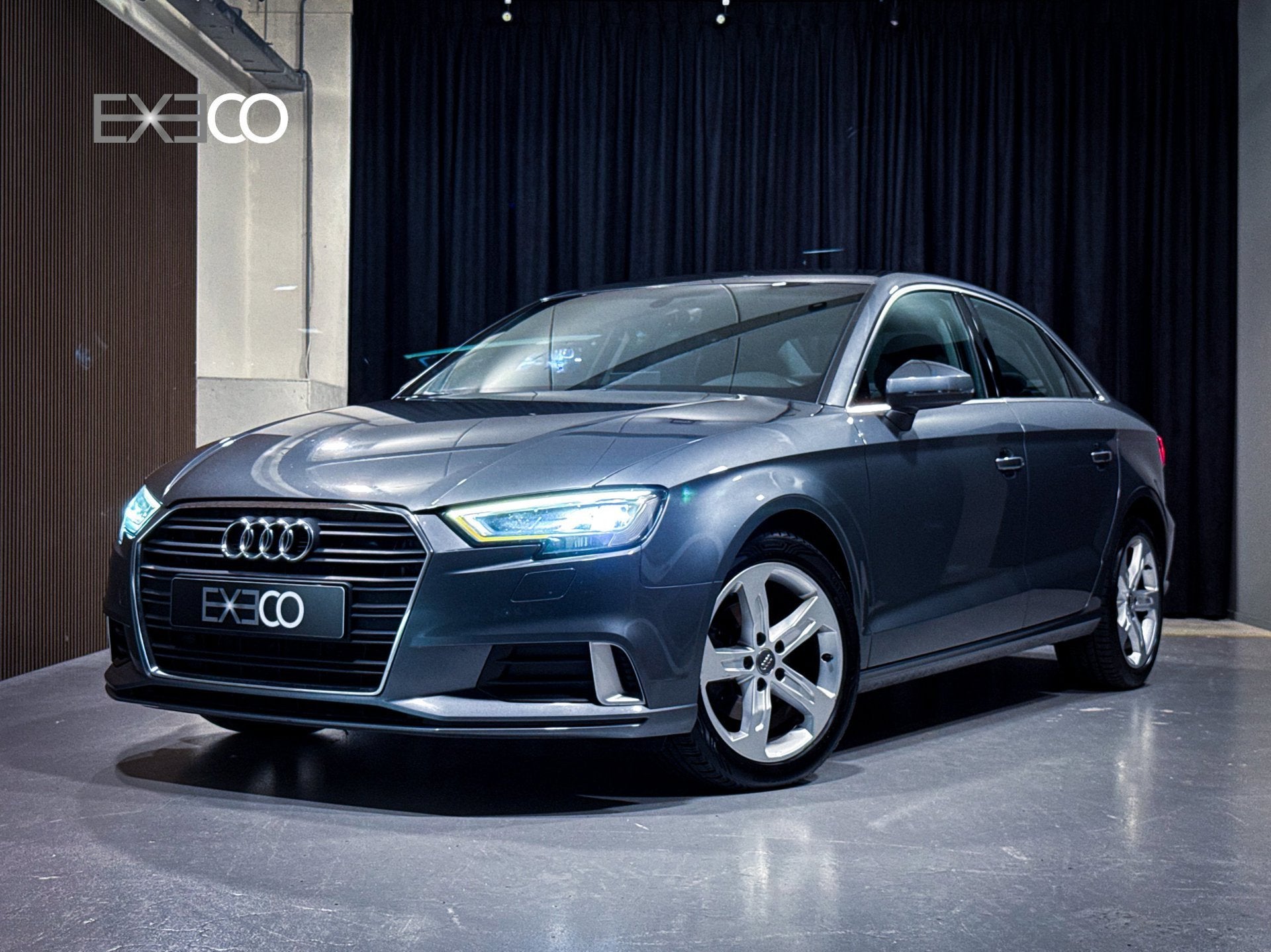Audi A3 Limousine 1.6 TDI Sport Lease Edition S-Tronic |NAP|, Auto's, Dealer onderhouden, Stof, Gebruikt, 4 cilinders