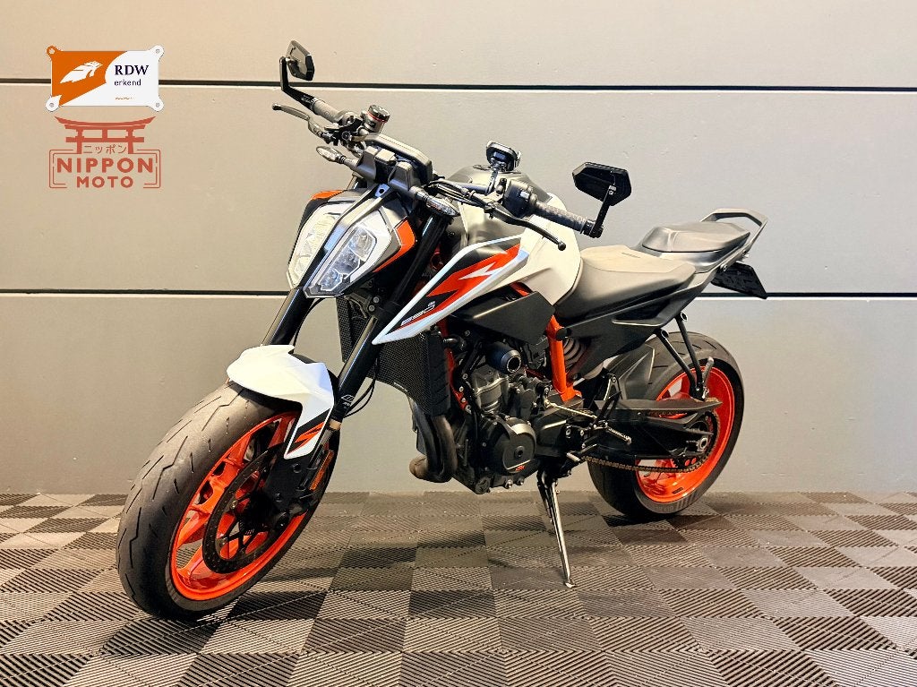 KTM 890 Duke R | 2021 | BTW | Veel opties | 3M Garantie, Motoren, Motoren | KTM, KTM Sportmotorcycle GMBH, 2 cilinders, Occasion
